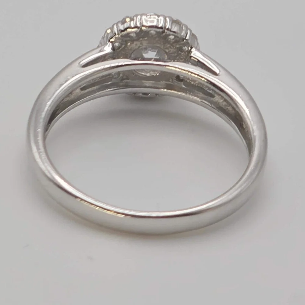 Vtg CN Signed 925 Sterling Silver Ring Halo Cubic Zirconia Split-Shank Size‎ 7